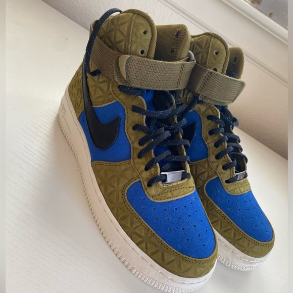 Blue/Green Air Forces/ High Tops / Size 7.5 - Picture 2 of 5